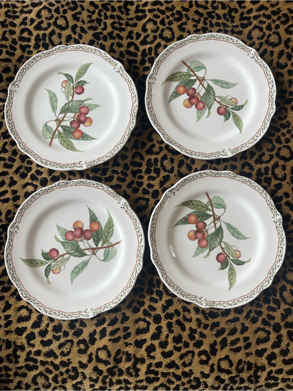 Noritake Primachina Royal Orchard Salad Plates 9416 8 3/8" Set of 4